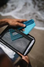 Wax Cooler Surflogic – Estuche Aislante para Cera de Surf | Mantén tu Wax Perfecto - Imagen 4